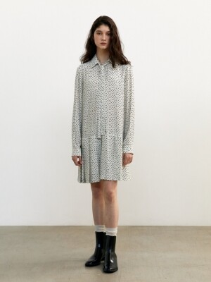 어나우트 TIE SHIRT DRESS CREAM UNNOUT